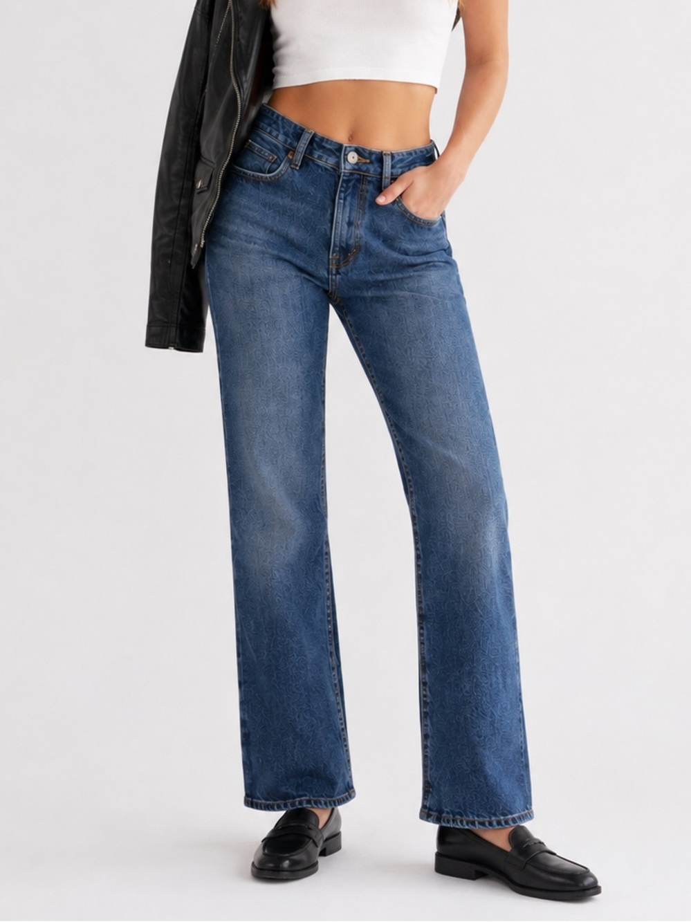 Classic Bootcut Medium Wash Mid Rise Authentic Y2K Size 4 Long Harley Jeans